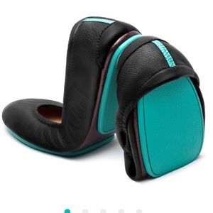Tieks Sz 9 NIB black Matte Tieks Flats Sz 9